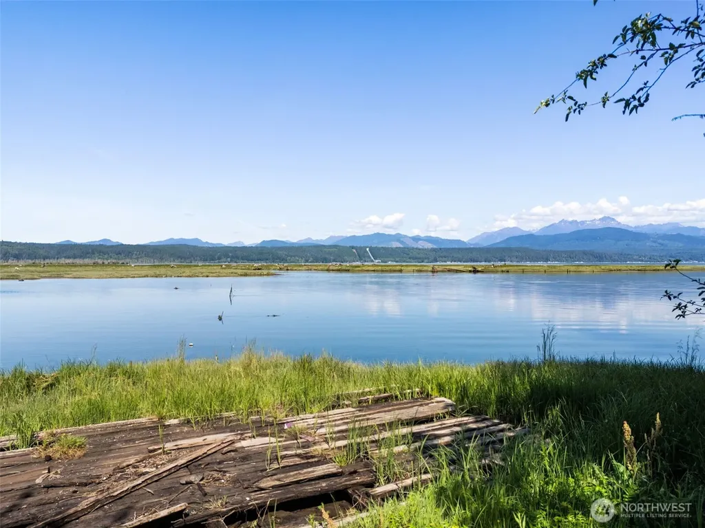 3692 E State Route 106 Union WA 98592
