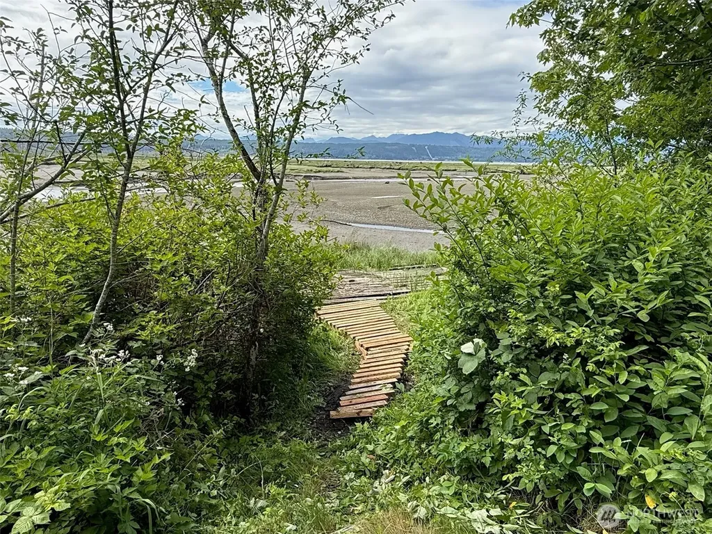 3692 E State Route 106 Union WA 98592