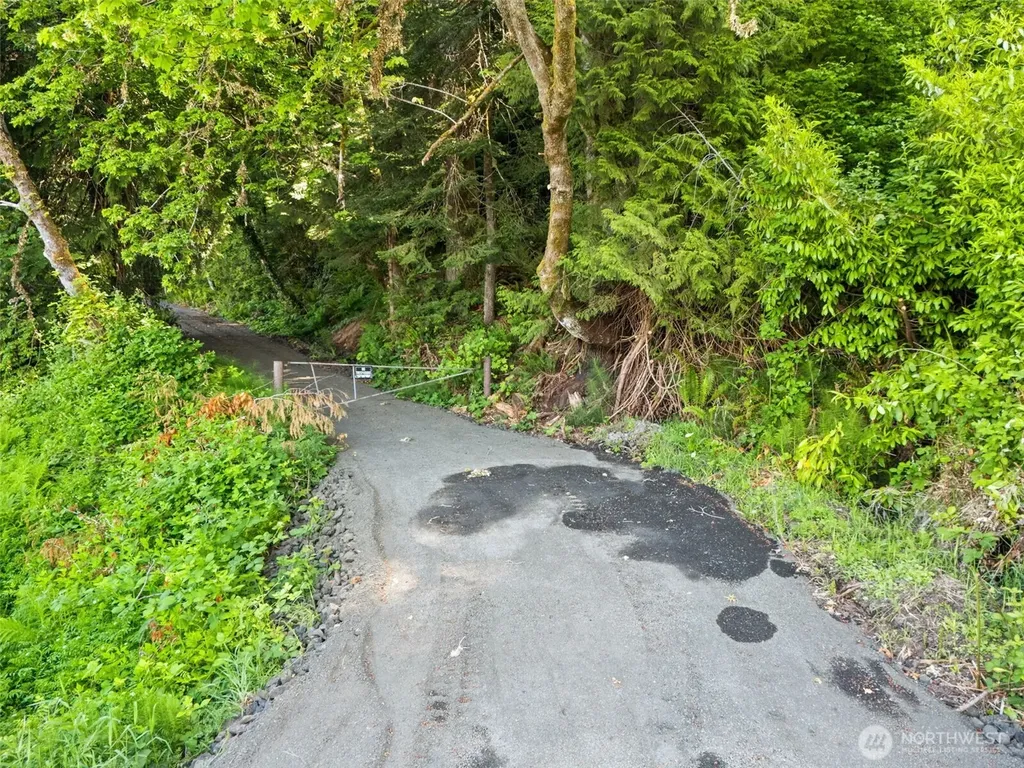 3692 E State Route 106 Union WA 98592