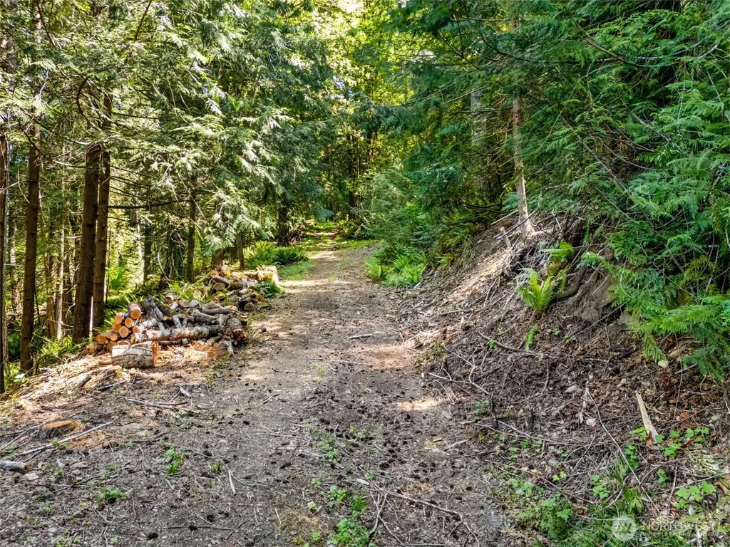 3692 E State Route 106 Union WA 98592