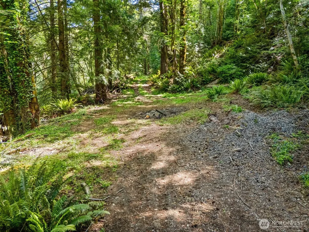 3692 E State Route 106 Union WA 98592
