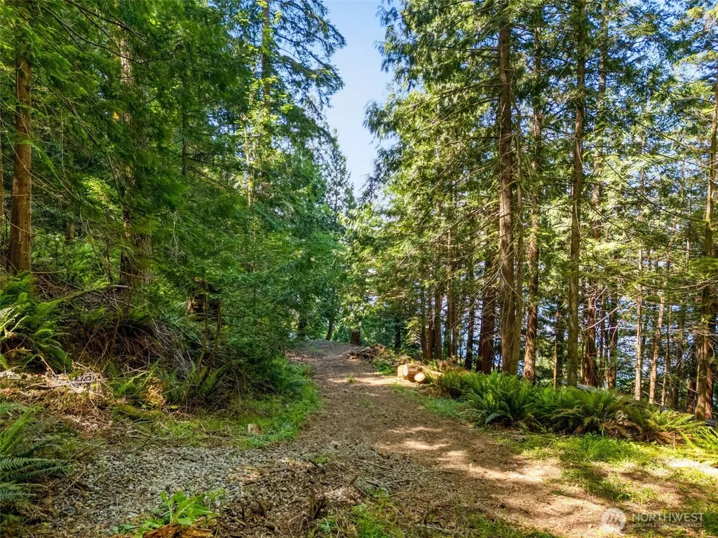 3692 E State Route 106 Union WA 98592