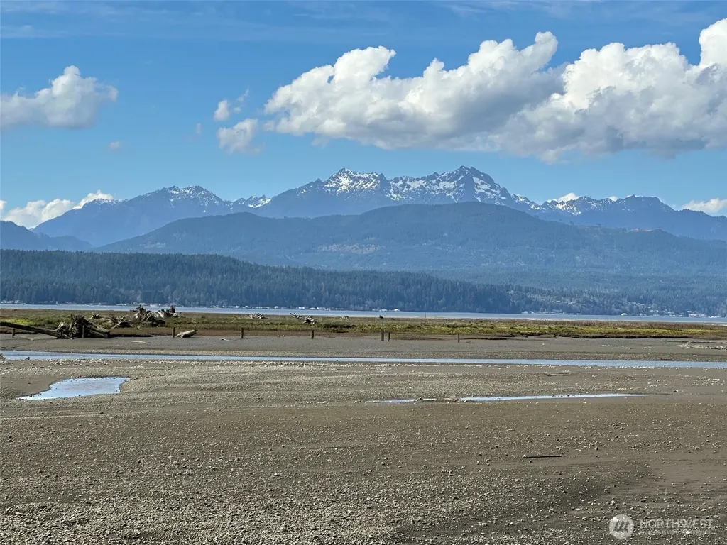 3692 E State Route 106 Union WA 98592