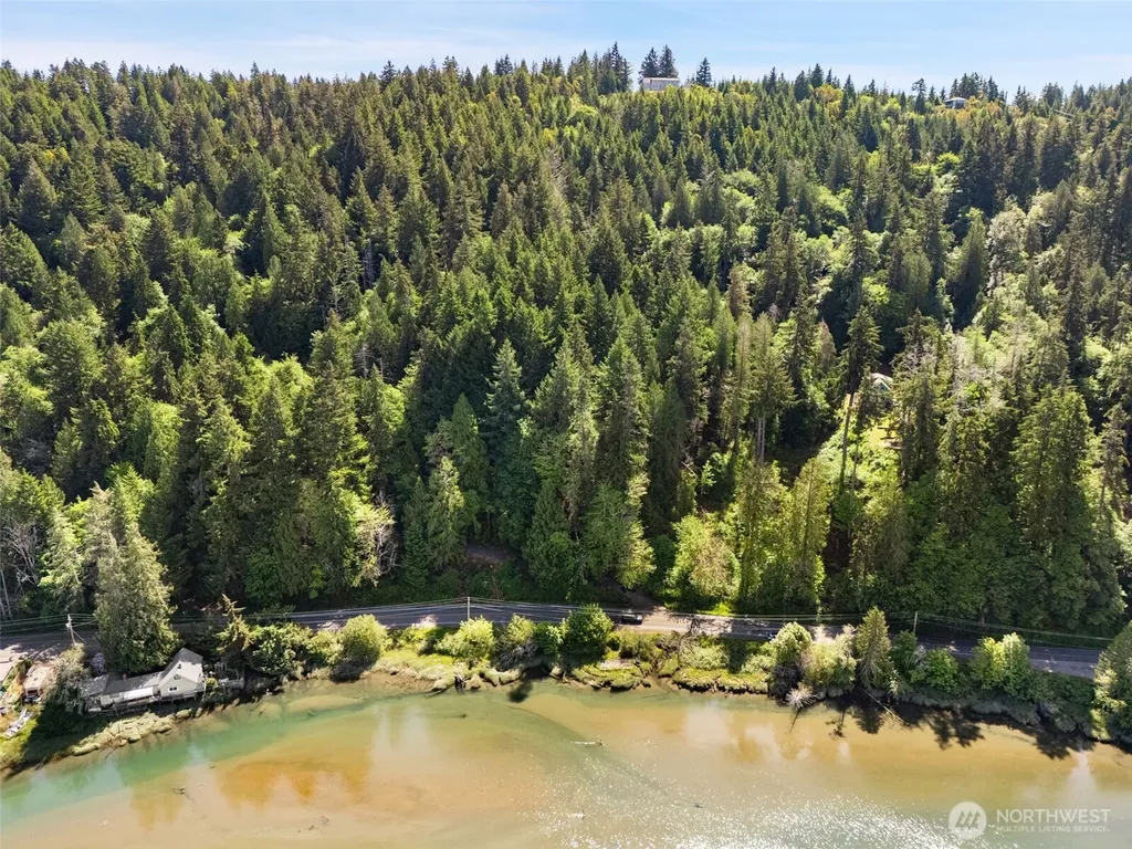 3692 E State Route 106 Union WA 98592