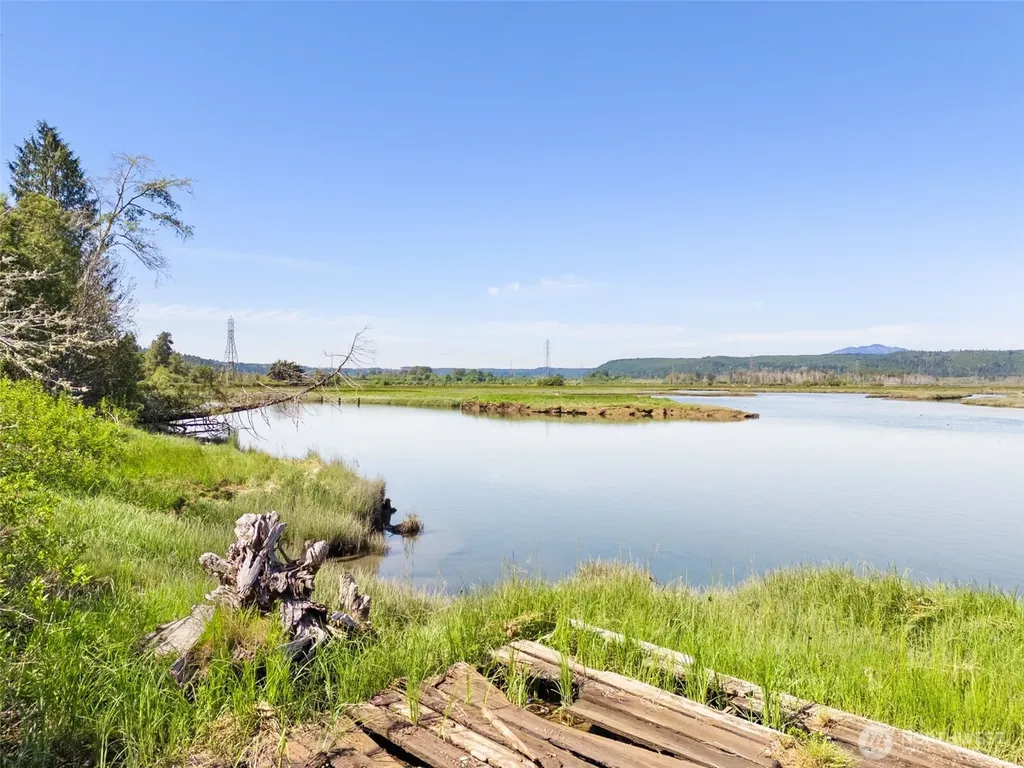 3692 E State Route 106 Union WA 98592