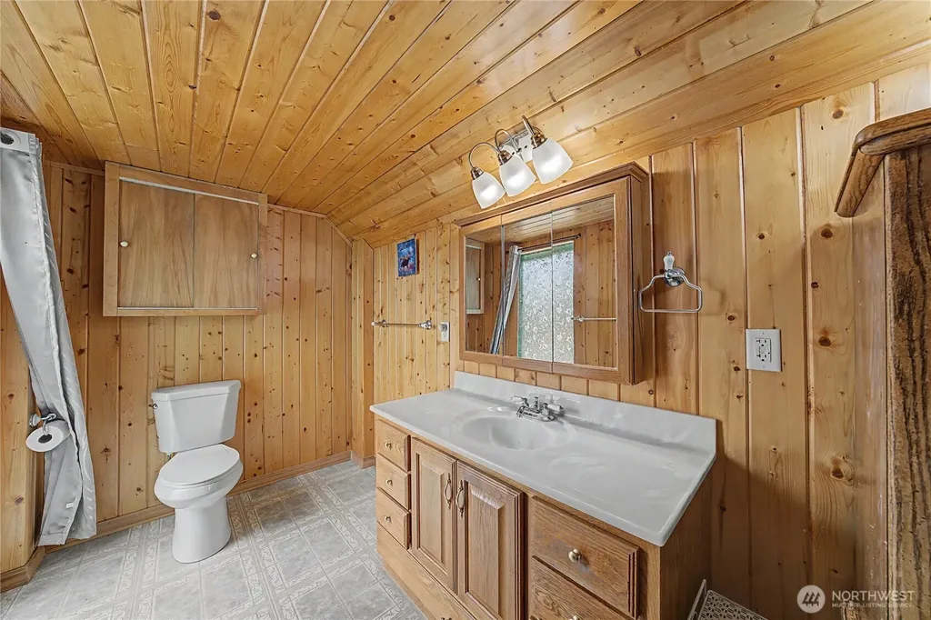 122 SE 3rd Avenue Soap Lake WA 98851