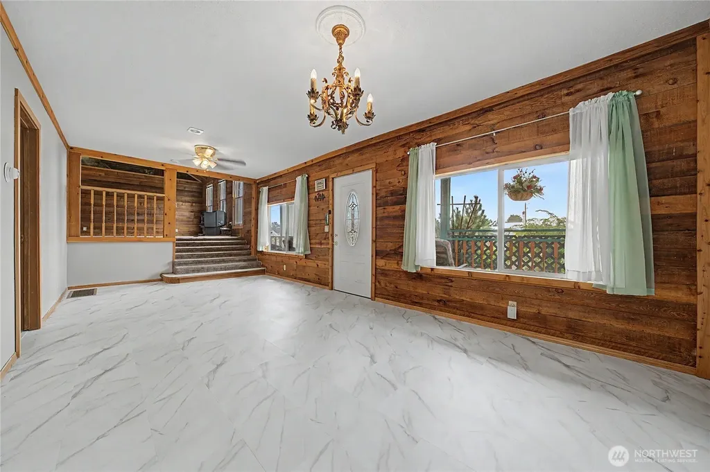 122 SE 3rd Avenue Soap Lake WA 98851