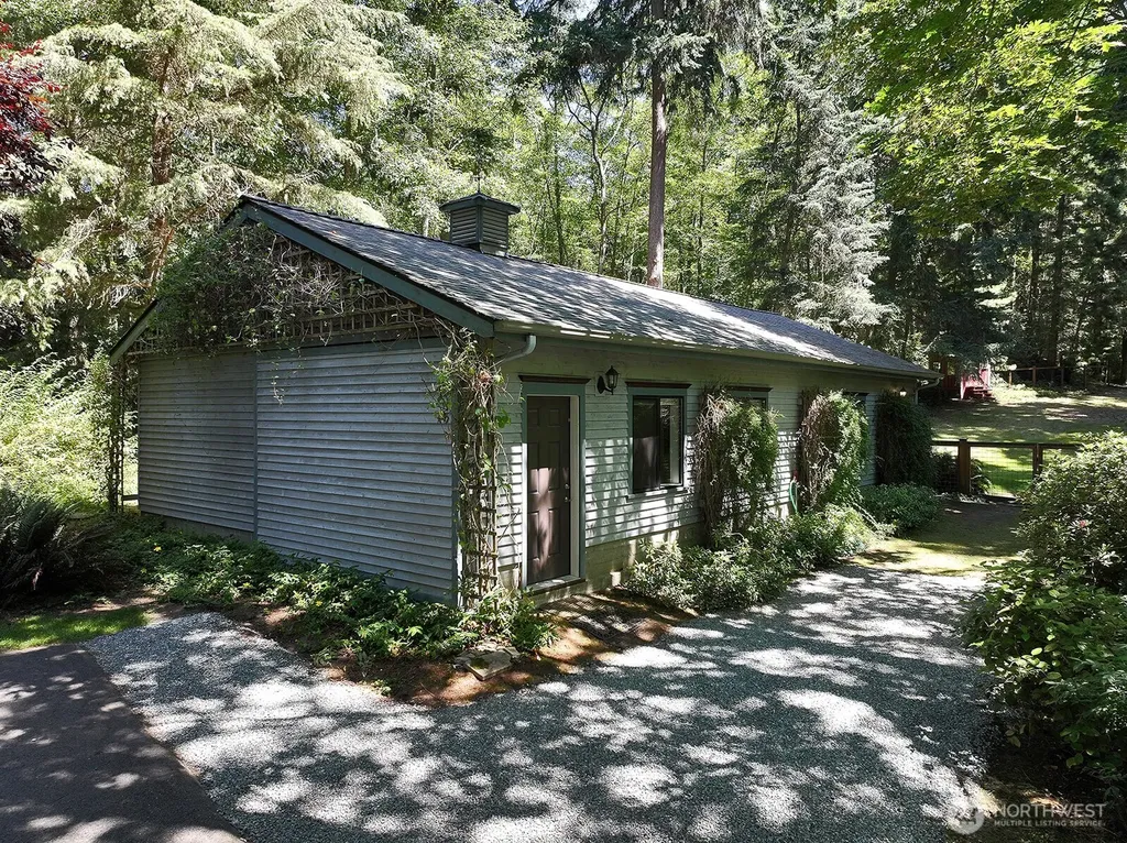 7391 Tauscher Road Clinton WA 98236