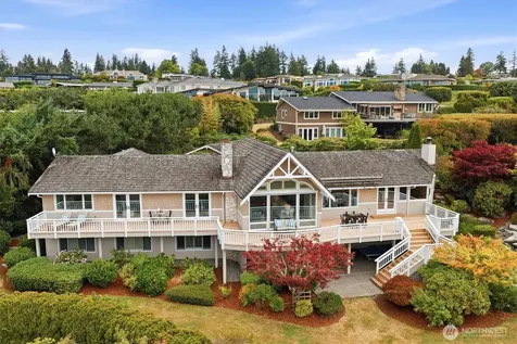 8900 NE 16th Street Clyde Hill WA 98004