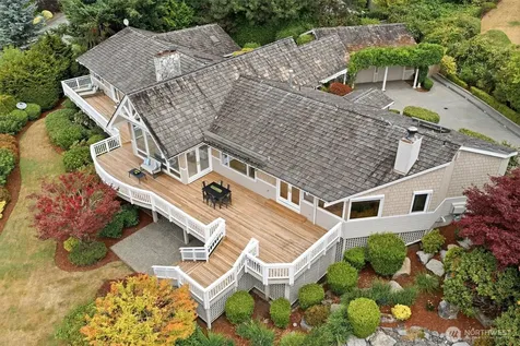 8900 NE 16th Street Clyde Hill WA 98004
