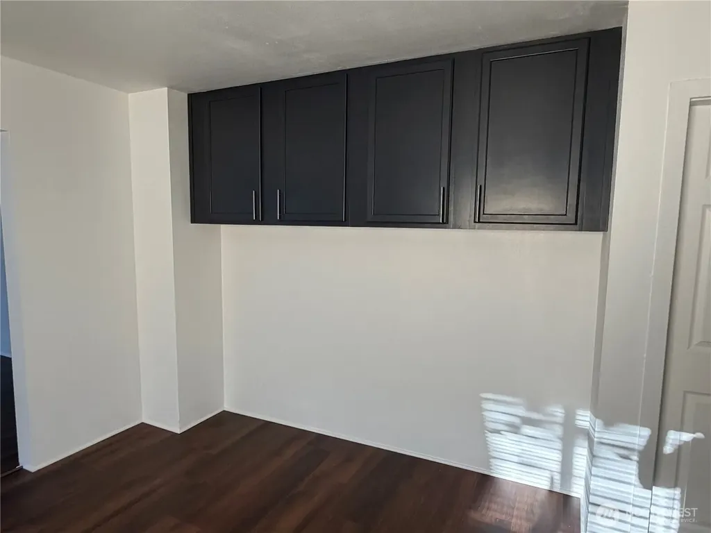 816 Perry Avenue Hoquiam WA 98550