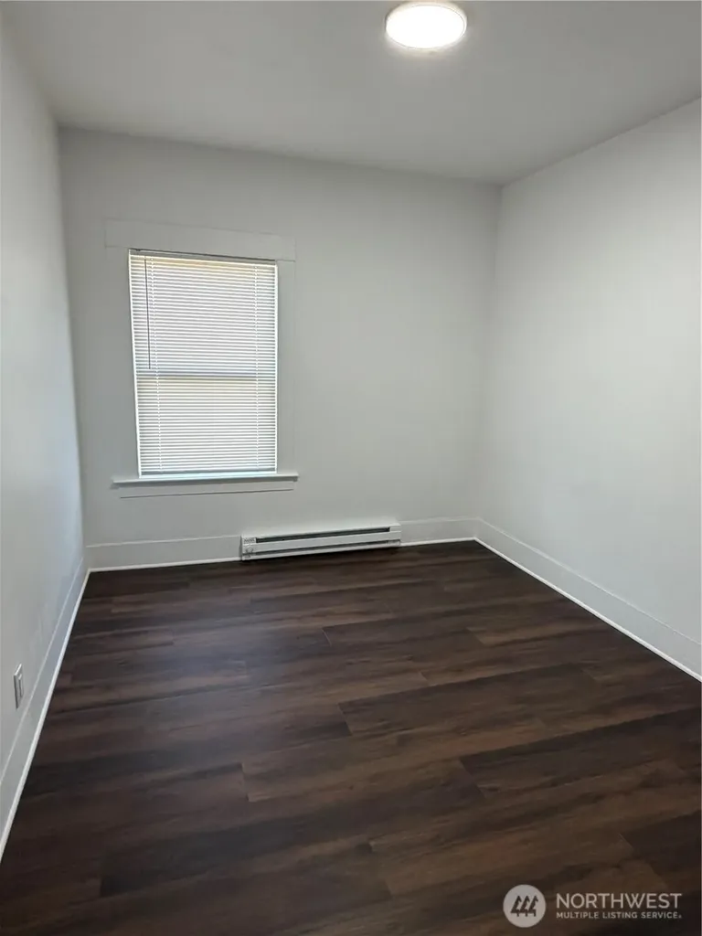 816 Perry Avenue Hoquiam WA 98550