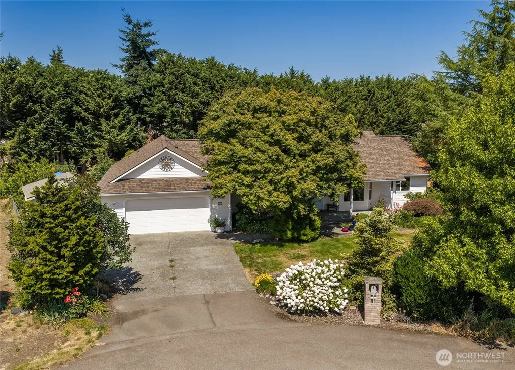 81 Eastgate Place Sequim WA 98382