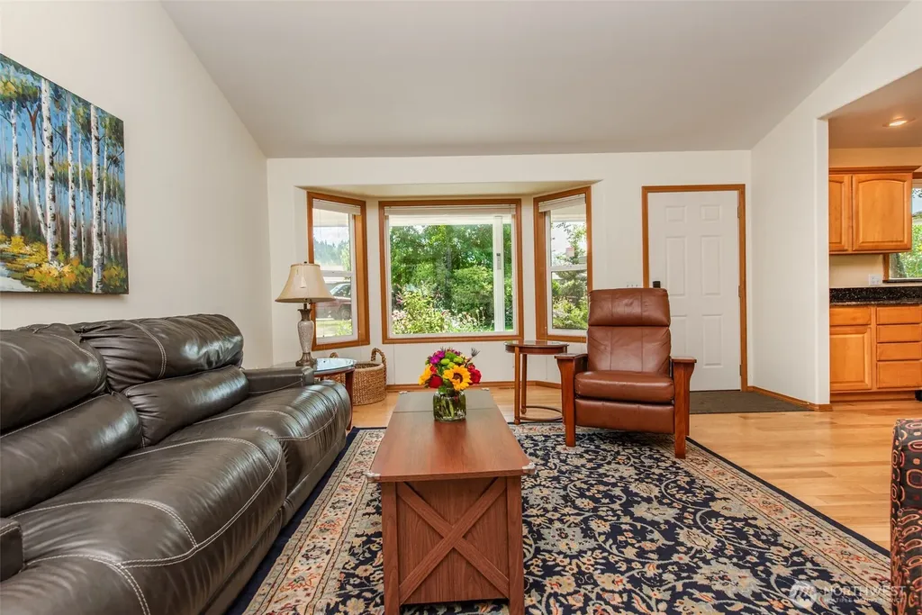 81 Eastgate Place Sequim WA 98382