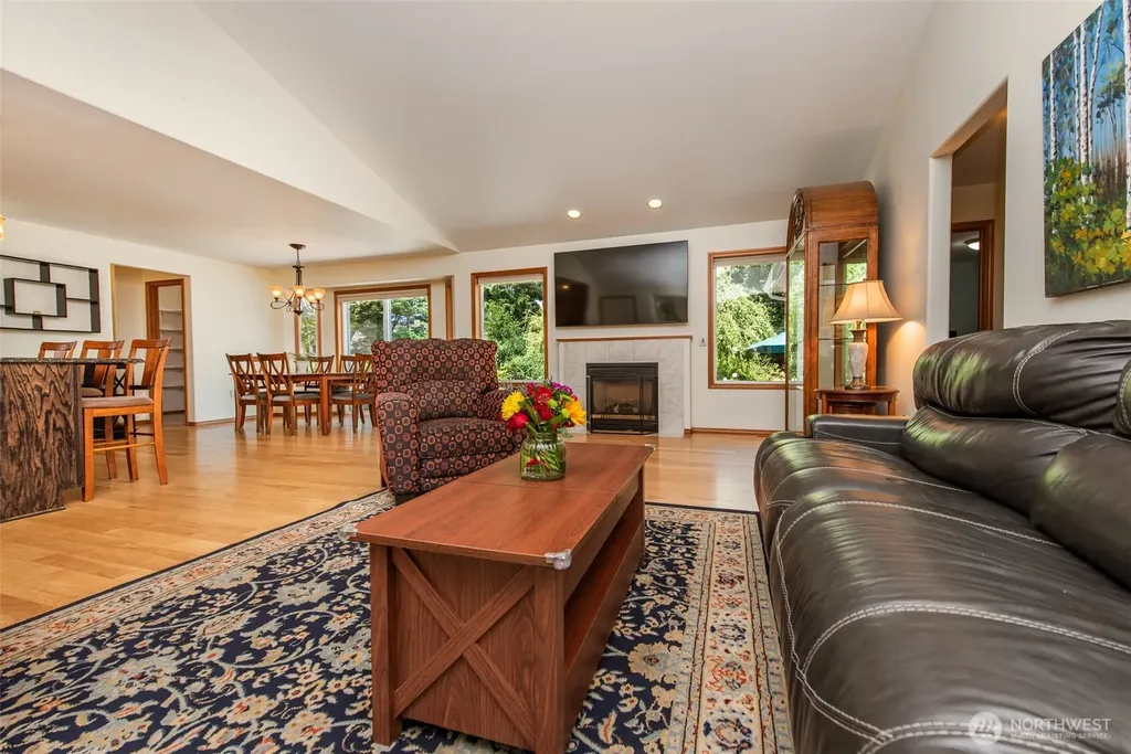 81 Eastgate Place Sequim WA 98382