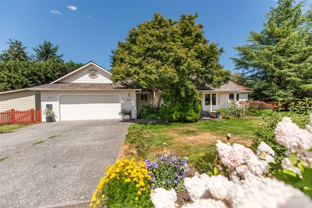 81 Eastgate Place Sequim WA 98382