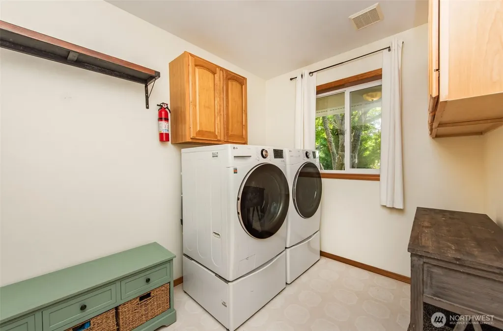 81 Eastgate Place Sequim WA 98382