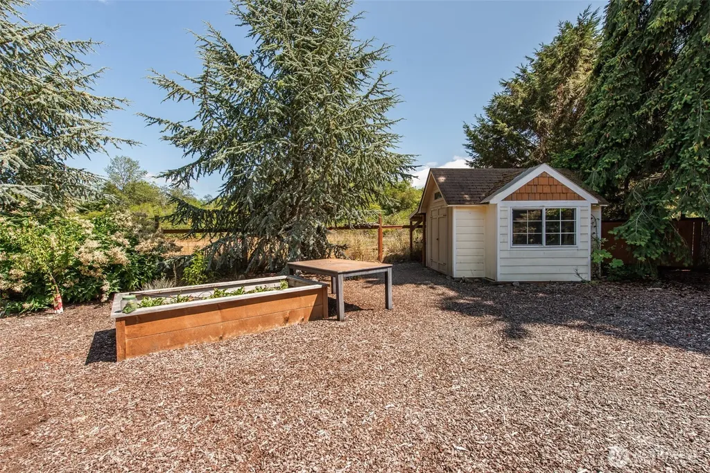 81 Eastgate Place Sequim WA 98382