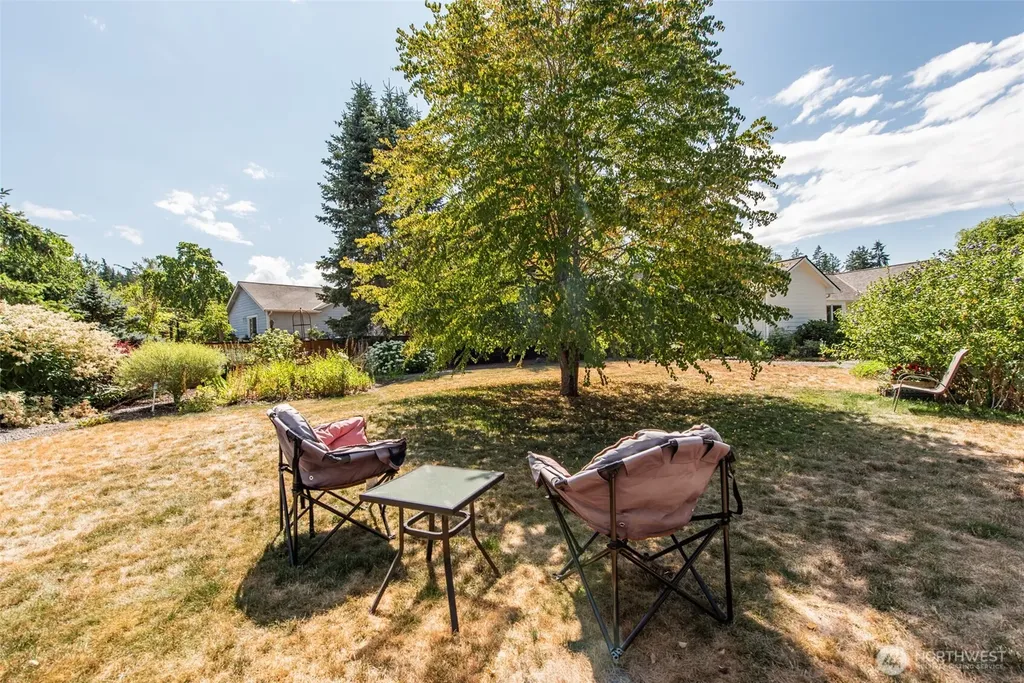 81 Eastgate Place Sequim WA 98382