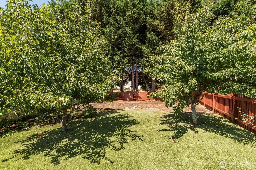 81 Eastgate Place Sequim WA 98382
