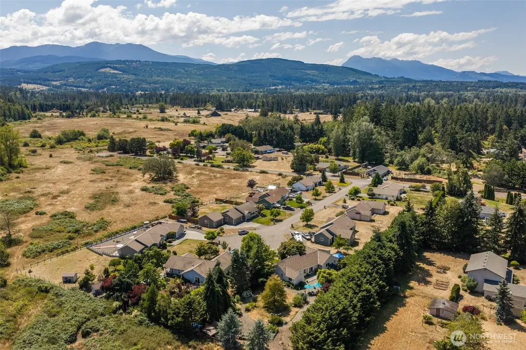 81 Eastgate Place Sequim WA 98382