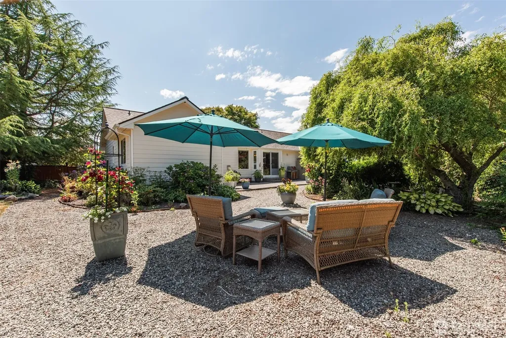 81 Eastgate Place Sequim WA 98382