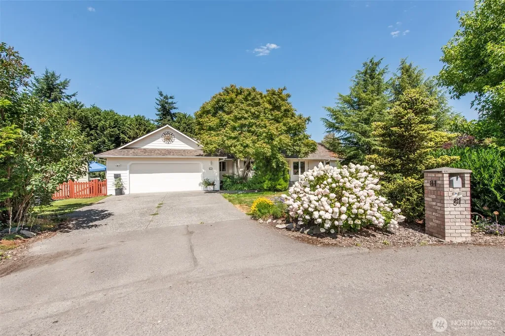 81 Eastgate Place Sequim WA 98382
