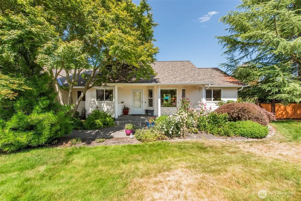 81 Eastgate Place Sequim WA 98382