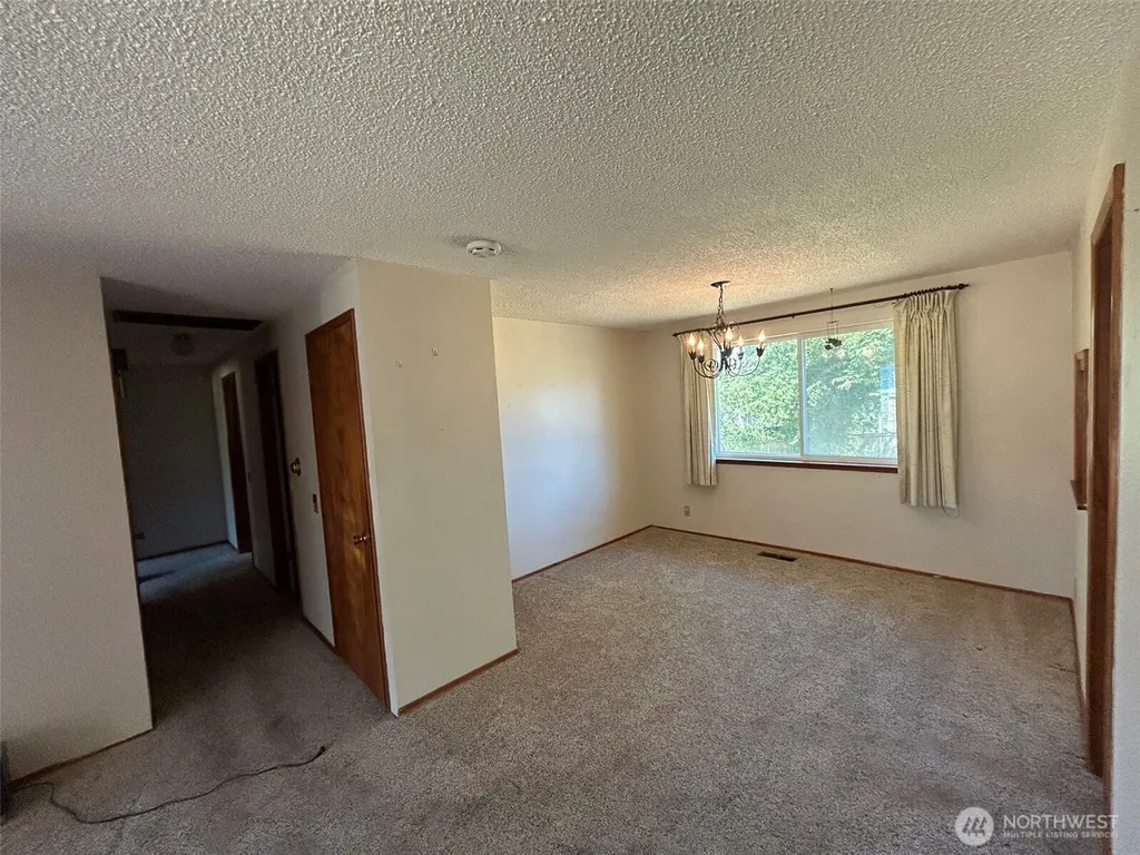 14428 31st Avenue S Seatac WA 98168