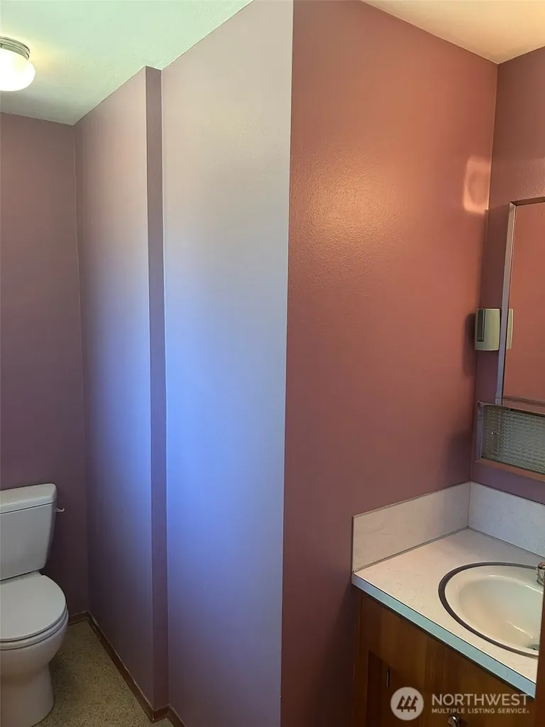 14428 31st Avenue S Seatac WA 98168