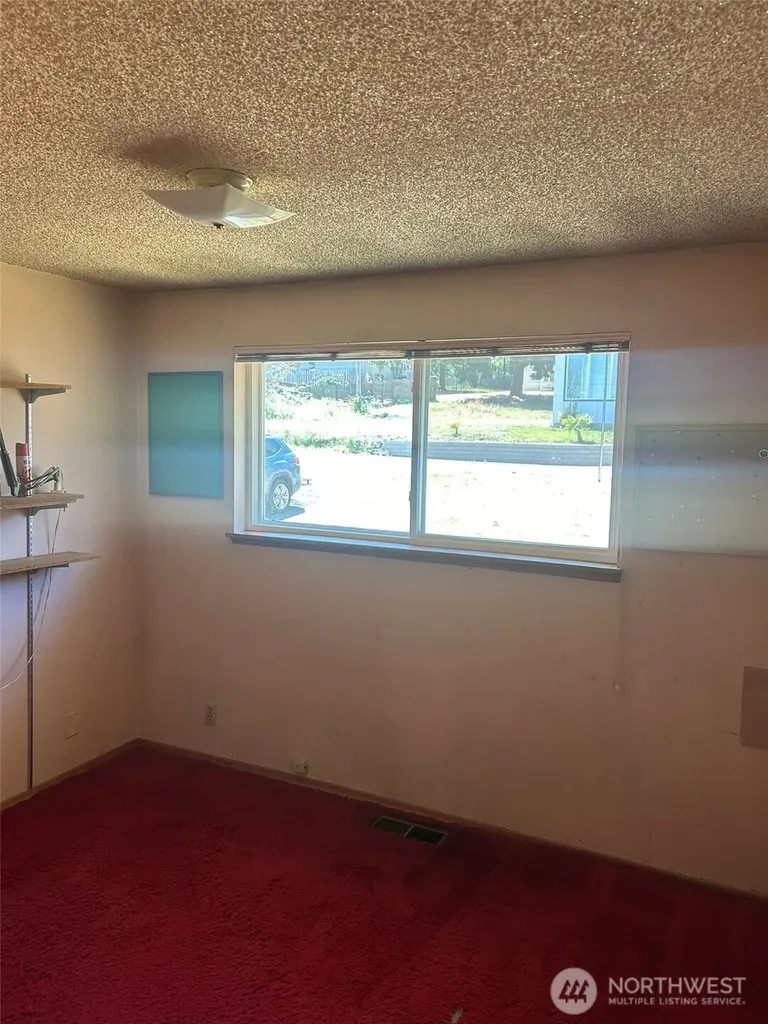 14428 31st Avenue S Seatac WA 98168