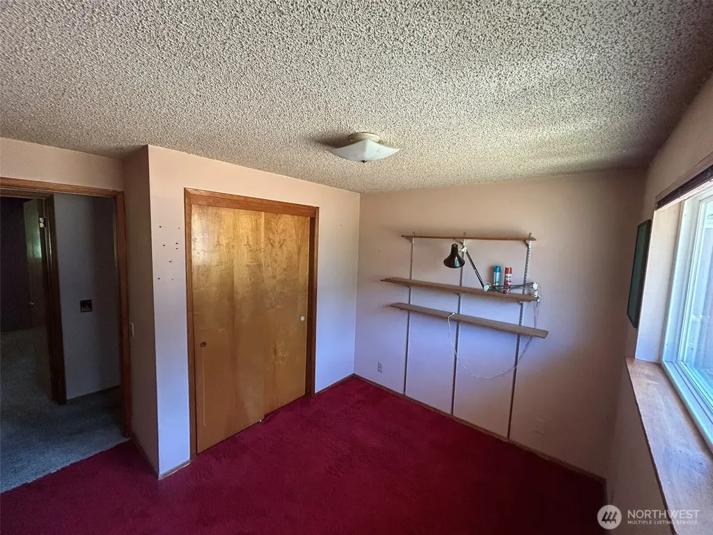 14428 31st Avenue S Seatac WA 98168