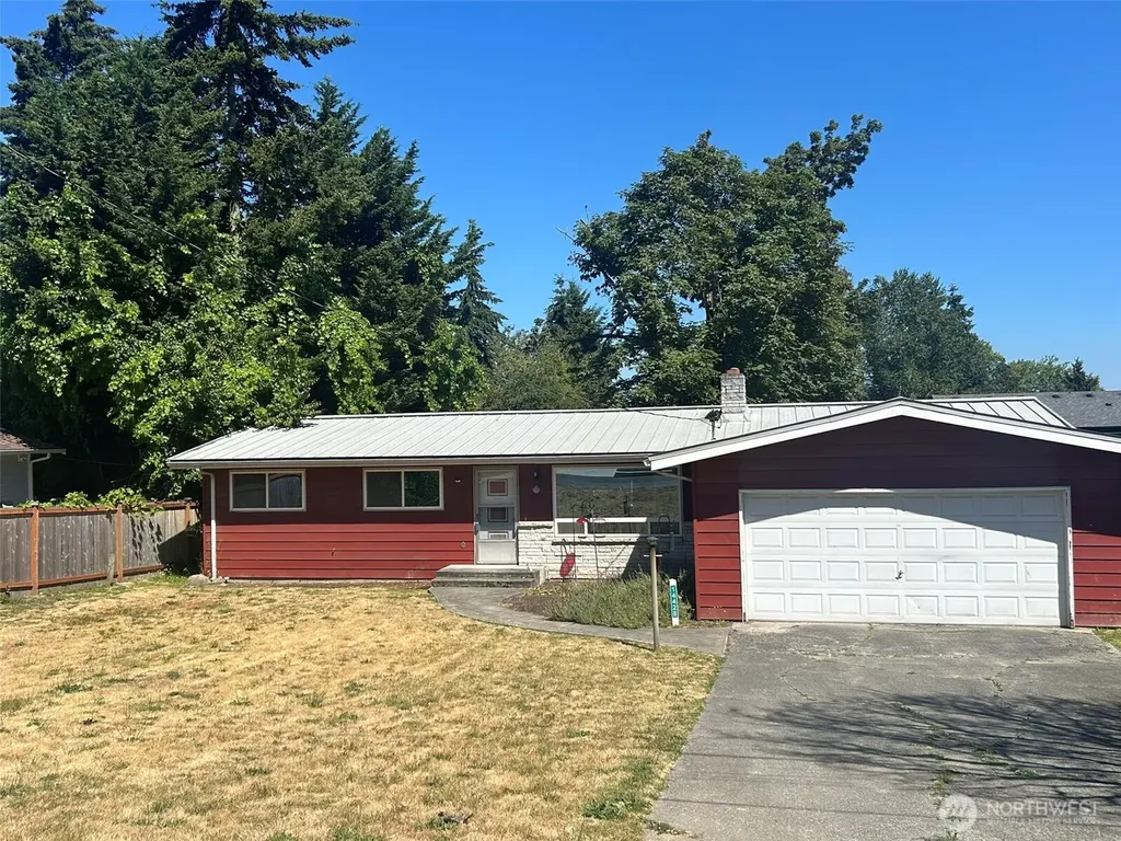14428 31st Avenue S Seatac WA 98168