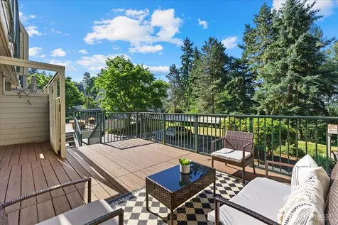 8845 166th Avenue NE Redmond WA 98052