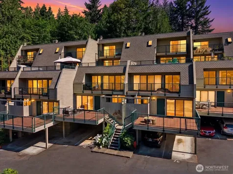 8845 166th Avenue NE Redmond WA 98052