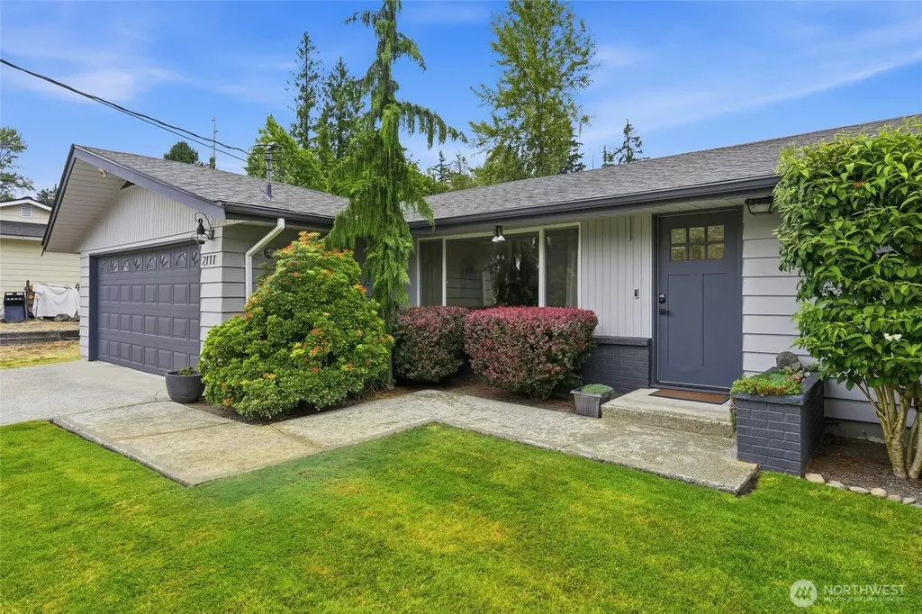 2111 93rd Drive SE Lake Stevens WA 98258