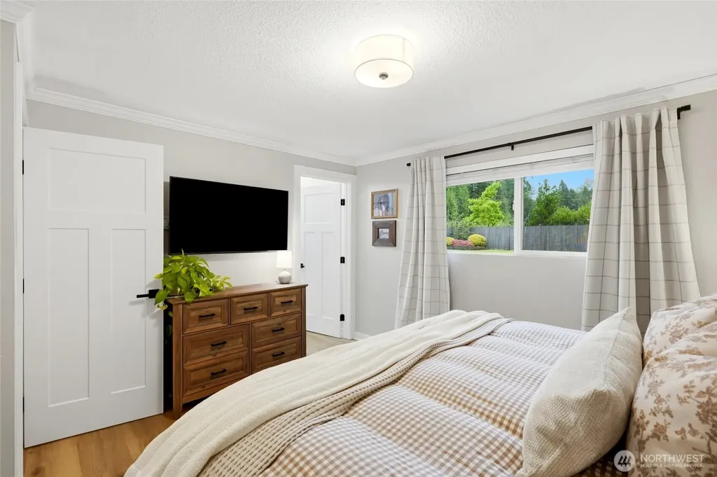 2111 93rd Drive SE Lake Stevens WA 98258