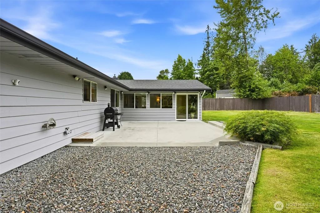 2111 93rd Drive SE Lake Stevens WA 98258
