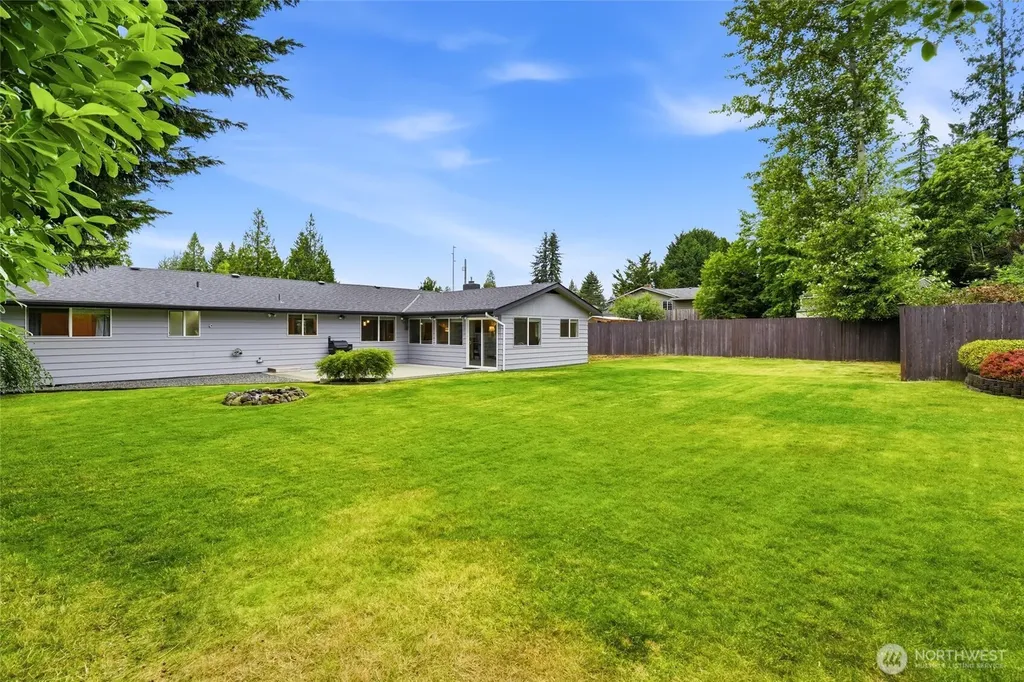 2111 93rd Drive SE Lake Stevens WA 98258