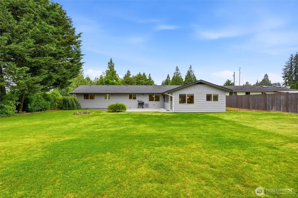 2111 93rd Drive SE Lake Stevens WA 98258