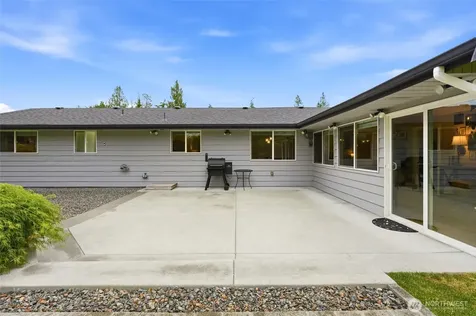 2111 93rd Drive SE Lake Stevens WA 98258