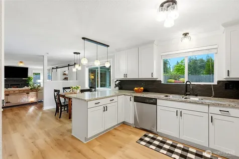 2111 93rd Drive SE Lake Stevens WA 98258