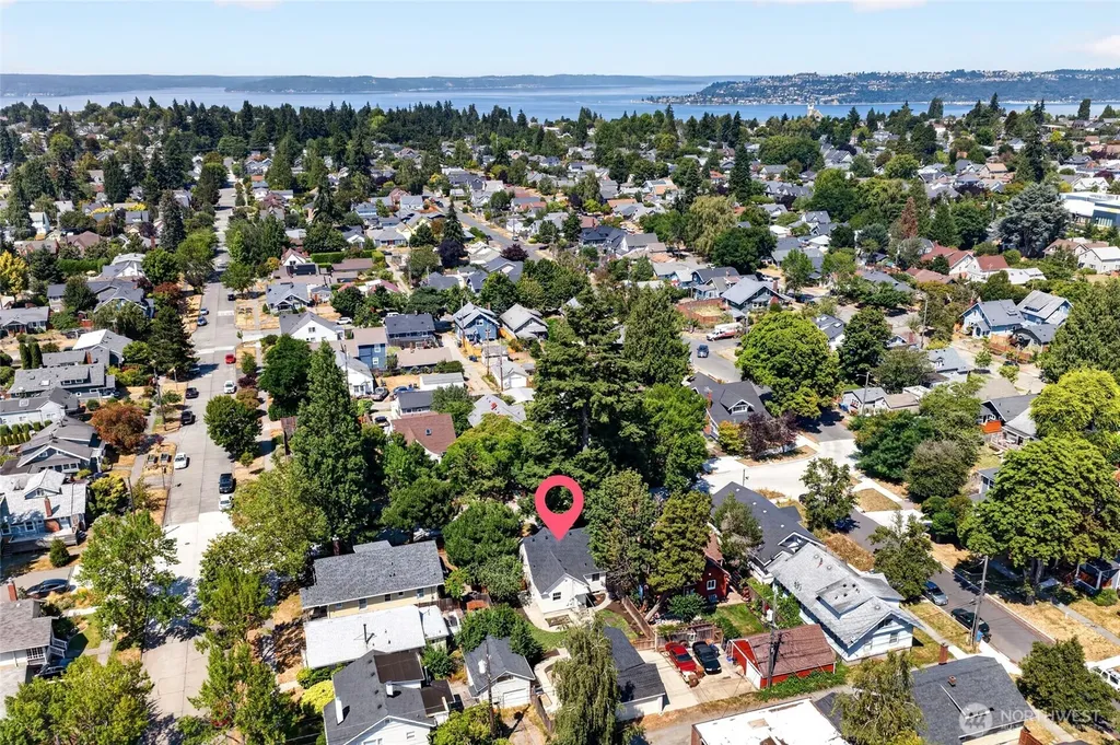 2910 N 9th Street Tacoma WA 98406