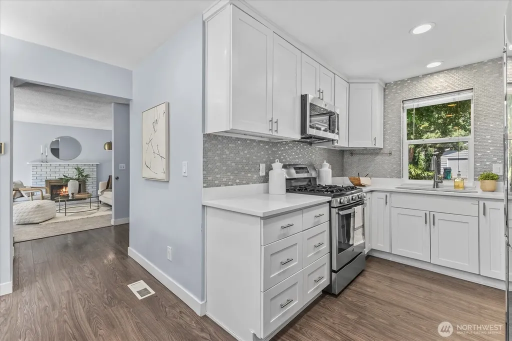 14215 110th Avenue NE Kirkland WA 98034