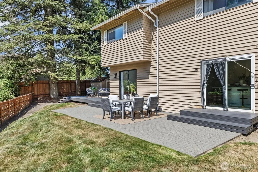 14215 110th Avenue NE Kirkland WA 98034