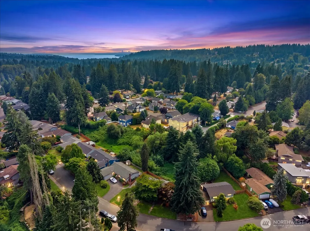 14215 110th Avenue NE Kirkland WA 98034