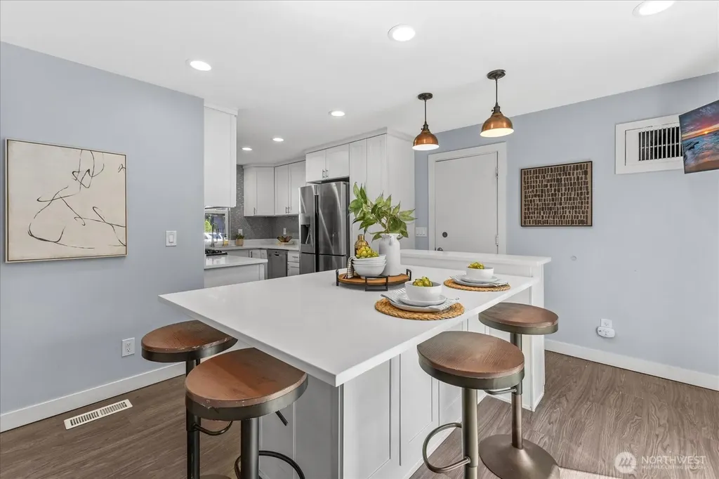 14215 110th Avenue NE Kirkland WA 98034