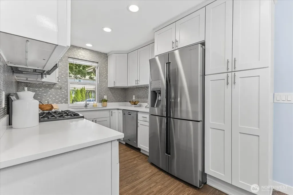 14215 110th Avenue NE Kirkland WA 98034