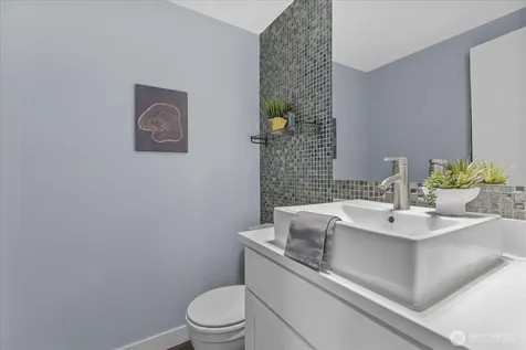 14215 110th Avenue NE Kirkland WA 98034