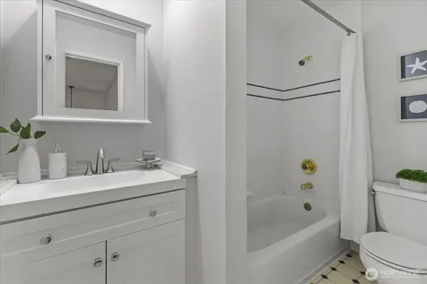 14215 110th Avenue NE Kirkland WA 98034